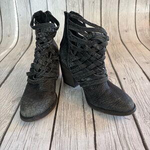 Women's Size 38 Free People Woven Textured Leather Booties Stacked Heel